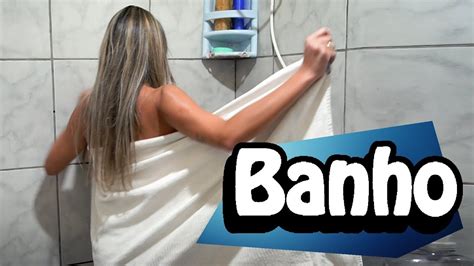 gostosa tomando banho|Videos porno de Bunda grande .